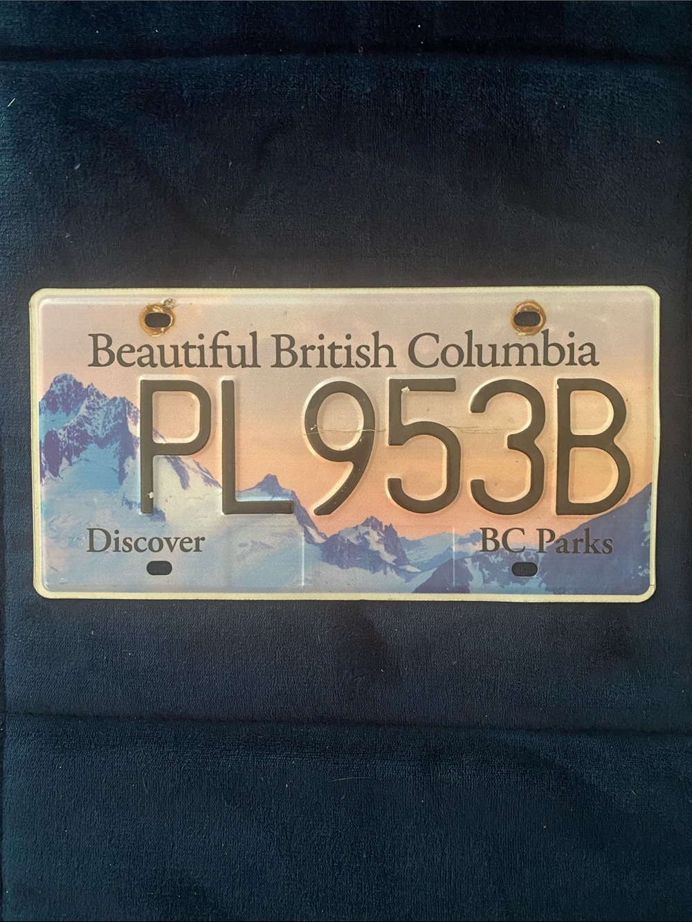 BRITISH COLUMBIA BC PARKS PURCELL MOUNTAINS LICENSE PLATE [PL953B]